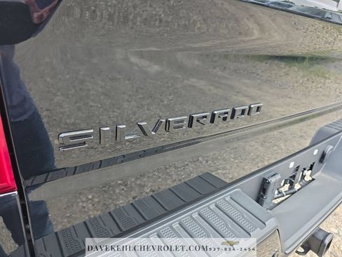 Used 2025 Chevrolet Silverado 1500 LT Trail Boss w/ LT Trail Boss Premium Package AWD/4WD image 13
