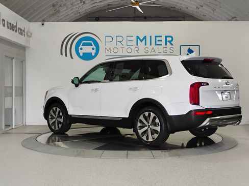 Used 2021 Kia Telluride S image 4