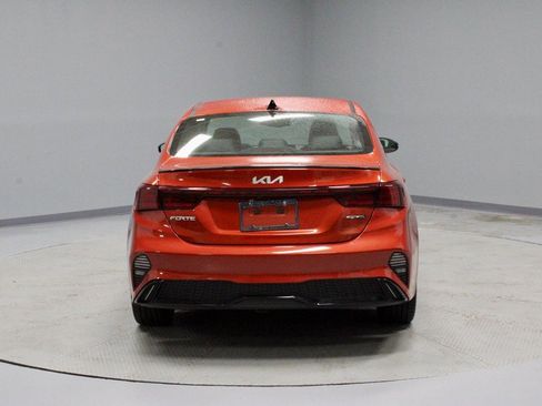Used 2022 Kia Forte GT-Line w/ GT-Line Premium Package image 10