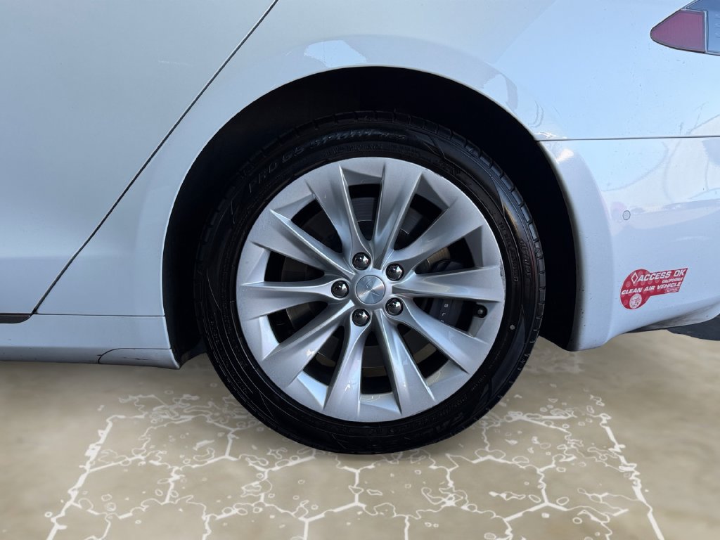 Used 2018 Tesla Model S 75D AWD/4WD image 14