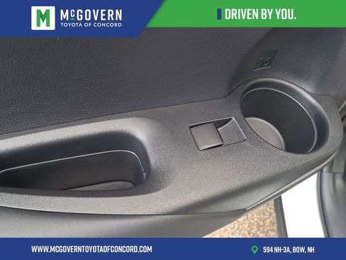 Used 2026 Toyota Corolla Cross LE w/ Moonroof Package image 18