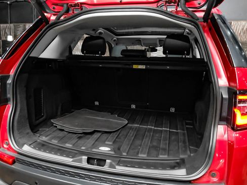 Used 2020 Land Rover Discovery Sport SE AWD/4WD image 57