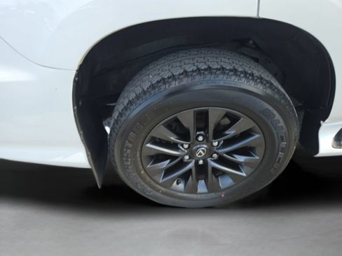 Used 2021 Lexus GX 460 Premium w/ Premium Package AWD/4WD image 15
