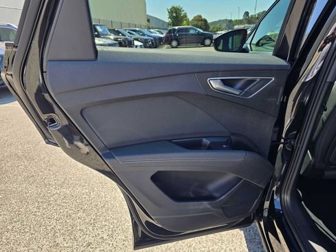 Used 2023 Audi Q4 e-tron Prestige AWD/4WD image 15