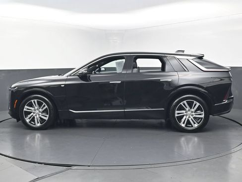 Used 2024 Cadillac Lyriq Tech w/ Driver Assist Package AWD/4WD image 49