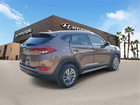 Used 2017 Hyundai Tucson SE Plus image 3
