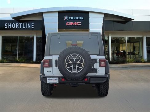 Used 2024 Jeep Wrangler Rubicon w/ Technology Group image 4