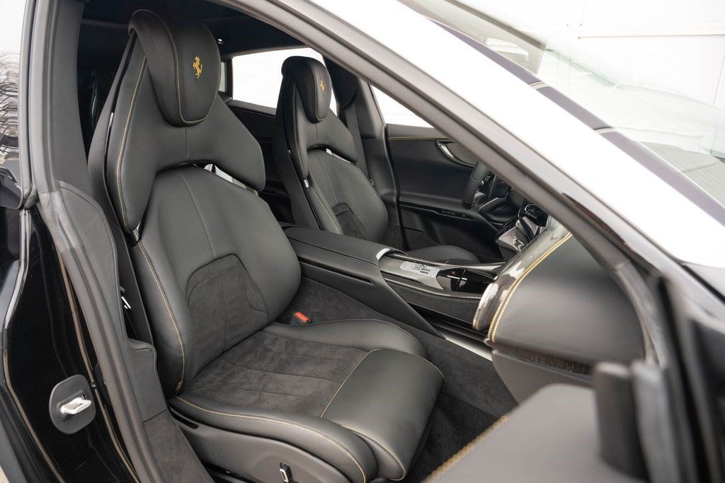 Used 2024 Ferrari Purosangue AWD/4WD image 62