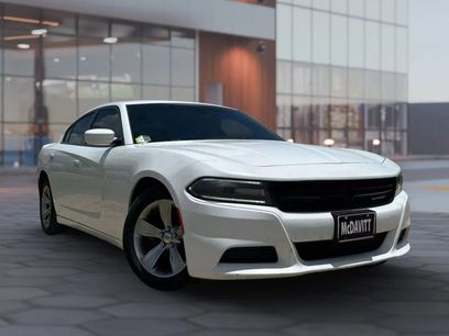 Used 2018 Dodge Charger SXT