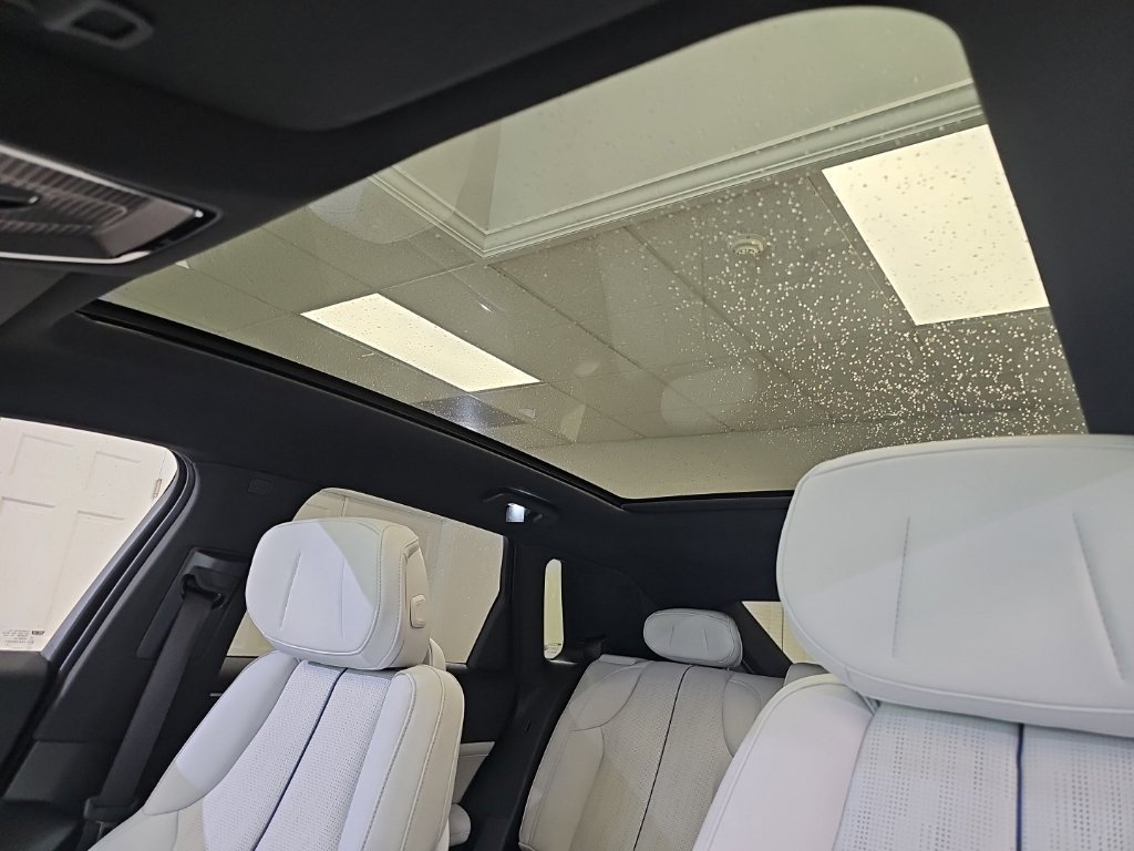 Certified 2024 Cadillac Lyriq Sport AWD/4WD image 20
