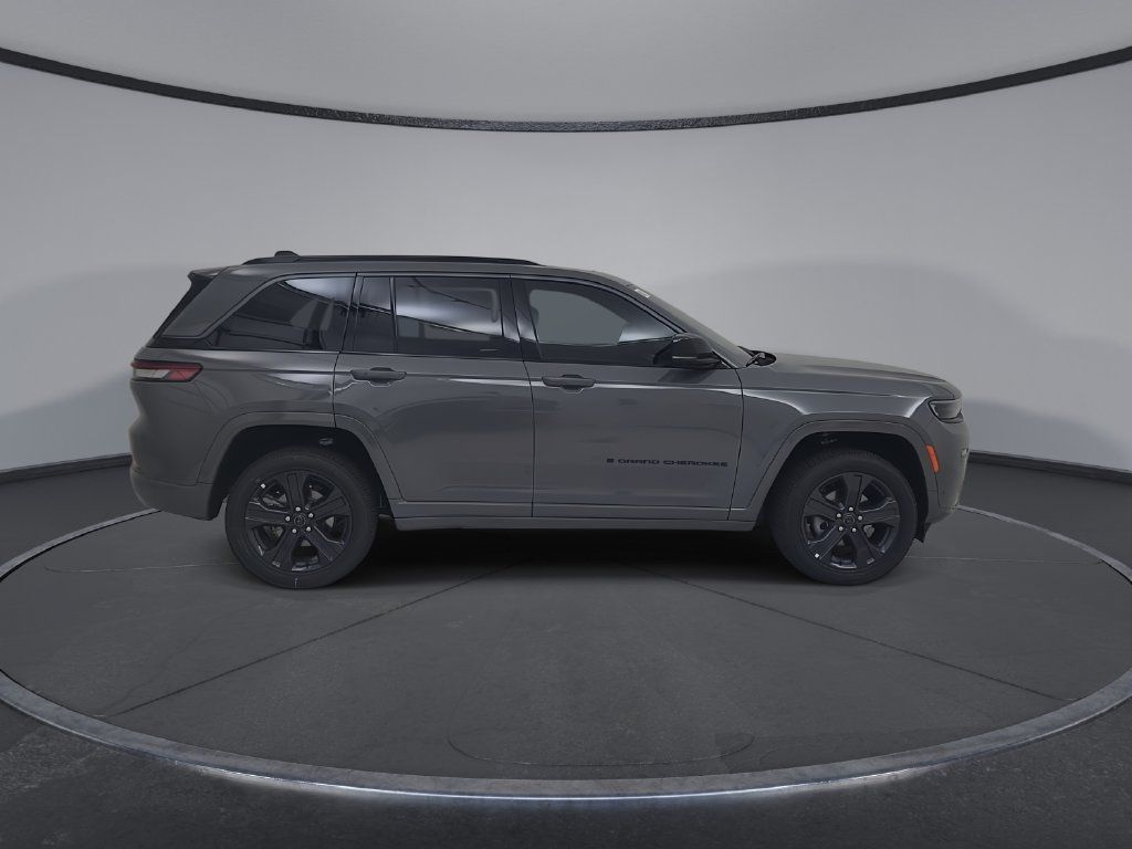 New 2027 Jeep Grand Cherokee Limited AWD/4WD image 17