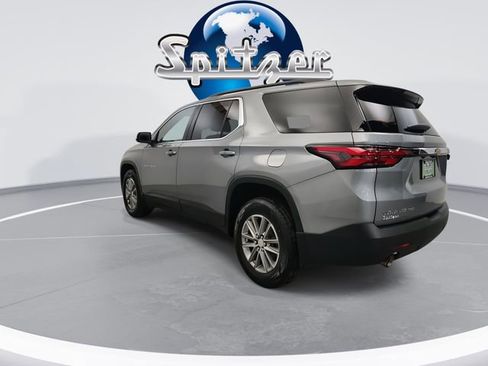 Used 2023 Chevrolet Traverse LT image 7