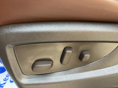 Used 2016 Chevrolet Silverado 1500 High Country w/ High Country Premium Package image 17