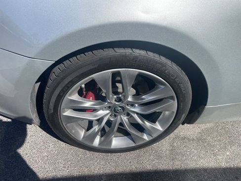Used 2013 Hyundai Genesis 3.8 RWD image 19