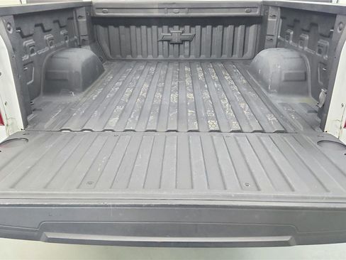 Used 2020 Chevrolet Silverado 1500 Custom w/ Custom Value Package image 18