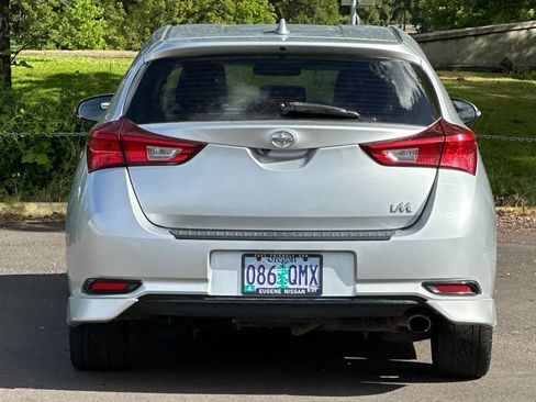 Used 2016 Scion iM FWD image 7