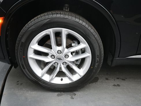 Used 2024 Dodge Durango GT image 9