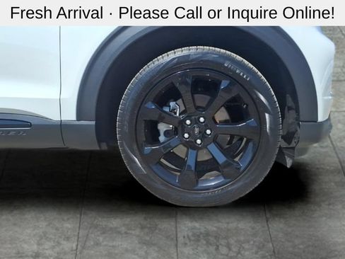 Used 2023 Ford Explorer ST-Line w/ Class IV Trailer Tow Package AWD/4WD image 9