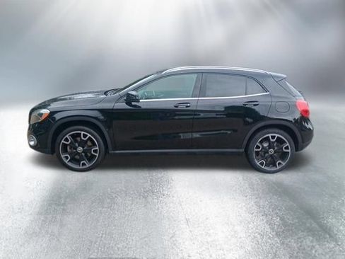 Used 2020 Mercedes-Benz GLA 250 4MATIC image 2