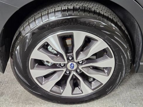 Certified 2025 Subaru Outback Limited XT AWD/4WD image 10