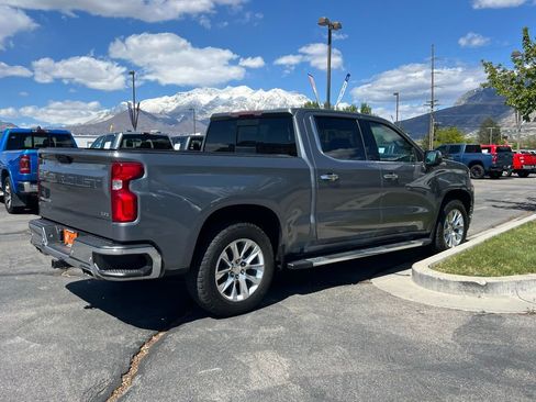 Used 2020 Chevrolet Silverado 1500 LTZ w/ LTZ Premium Package AWD/4WD image 8