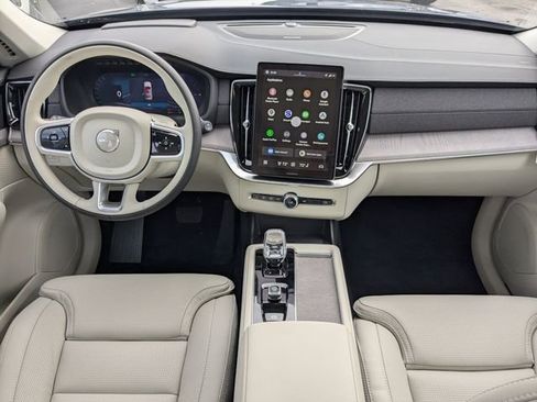 New 2026 Volvo XC90 T8 Ultra w/ Protection Package Premier AWD/4WD image 15