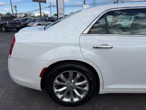 Used 2015 Chrysler 300 C w/ Light Group AWD/4WD image 53