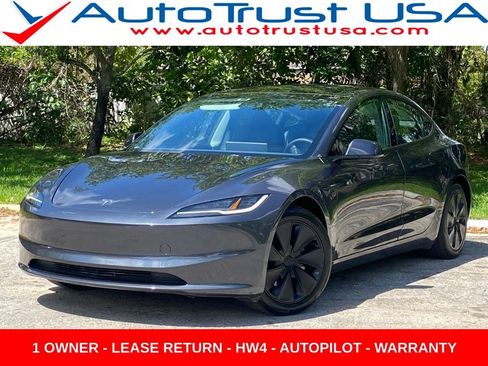 Used 2024 Tesla Model 3 Standard Range image 1