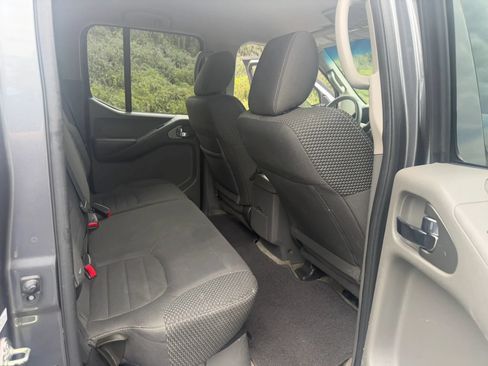 Used 2017 Nissan Frontier Desert Runner RWD image 17