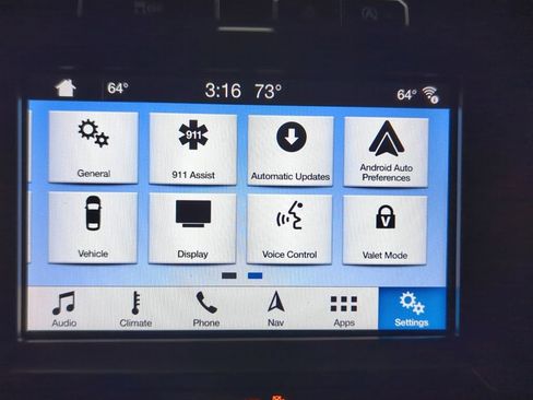 Used 2019 Ford F150 Lariat w/ Equipment Group 502A Luxury AWD/4WD image 30