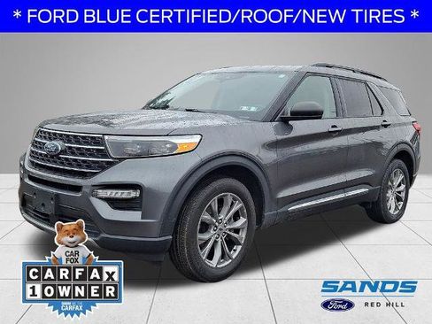Certified 2023 Ford Explorer XLT w/ Equipment Group 202A AWD/4WD image 1