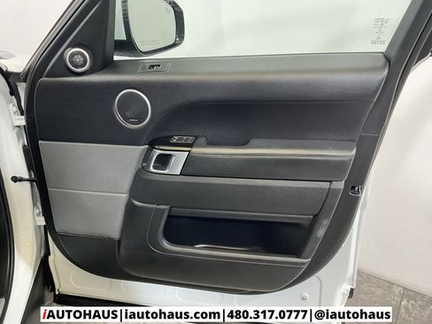 Used 2017 Land Rover Range Rover Sport HSE image 37