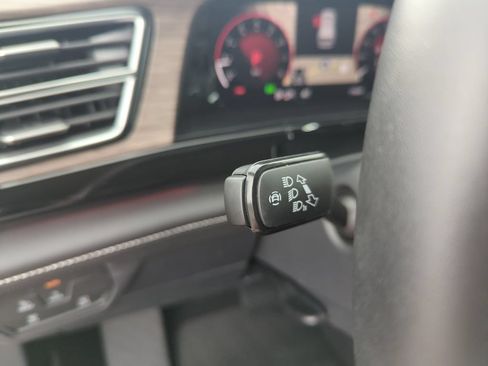 Certified 2026 Volkswagen Atlas SEL AWD/4WD image 21