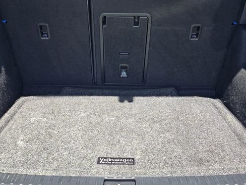 Used 2024 Volkswagen Taos SEL image 27