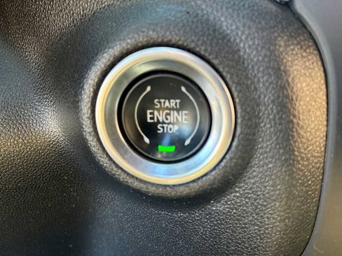 Certified 2020 Chevrolet Silverado 1500 RST image 16