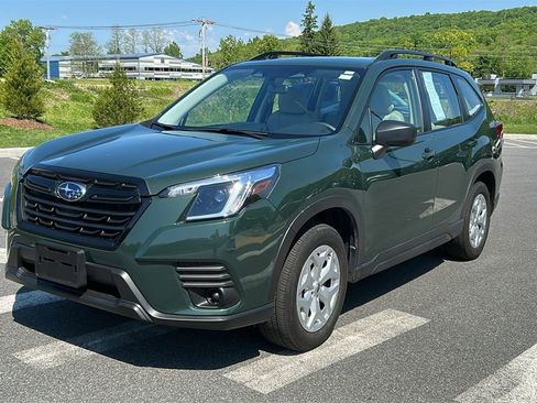 Certified 2023 Subaru Forester AWD/4WD image 3