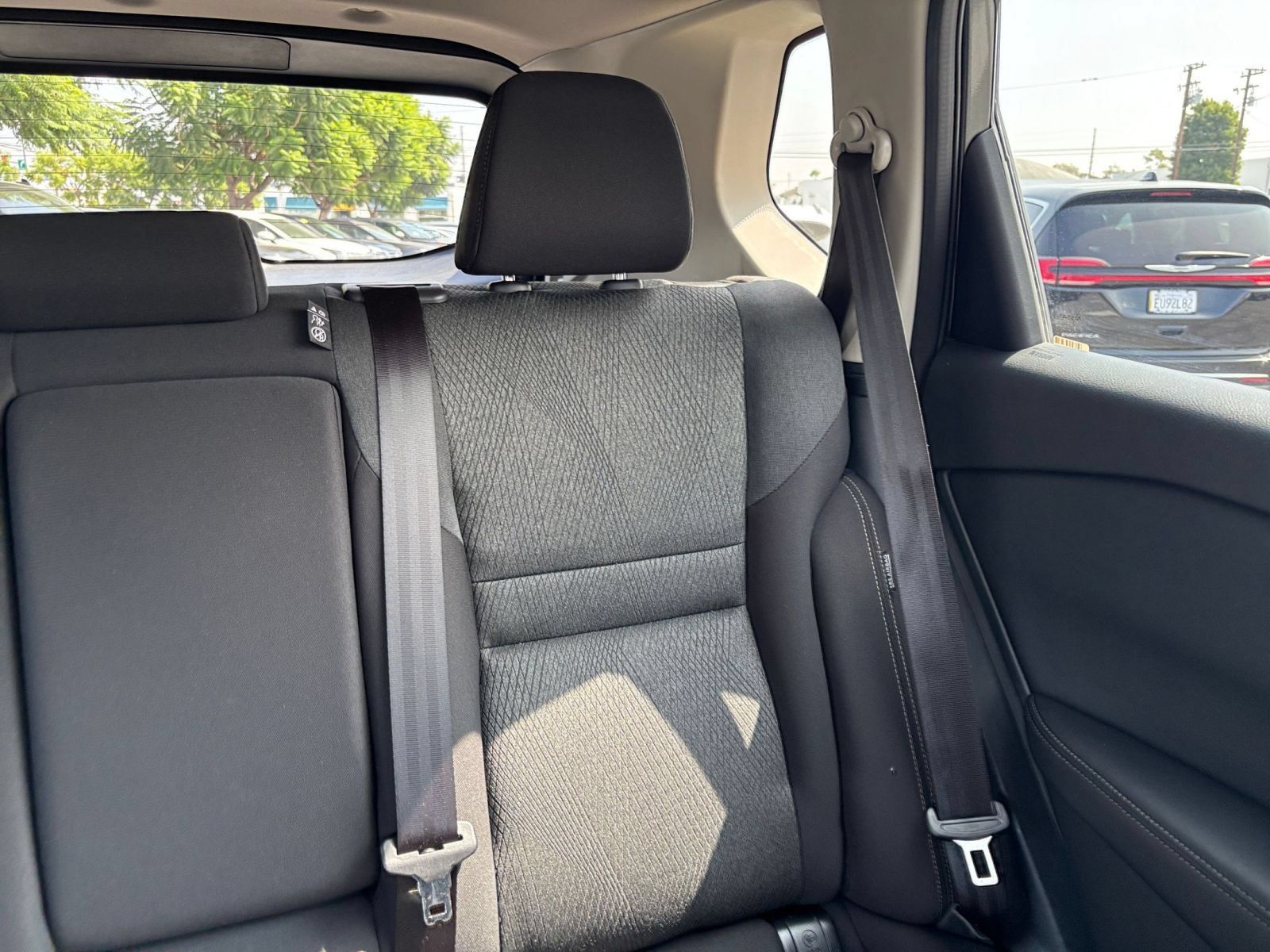 Used 2025 Nissan Rogue SV FWD image 38