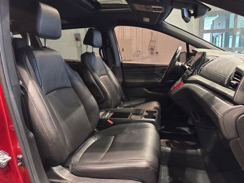 Used 2023 Honda Odyssey Sport image 35