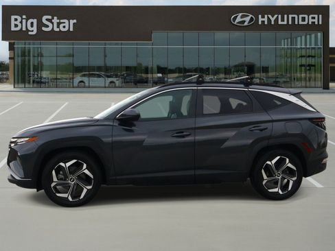 Used 2022 Hyundai Tucson SEL w/ Convenience + Premium Package FWD image 2