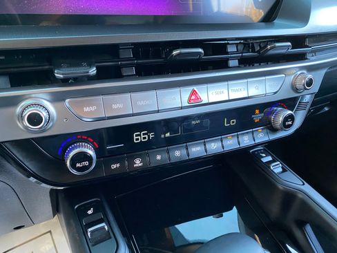 Used 2024 Kia Telluride S w/ S Sunroof Package image 65