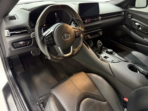 Used 2024 Toyota Supra Premium image 2