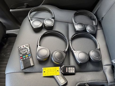 Certified 2022 Honda Pilot Elite image 21