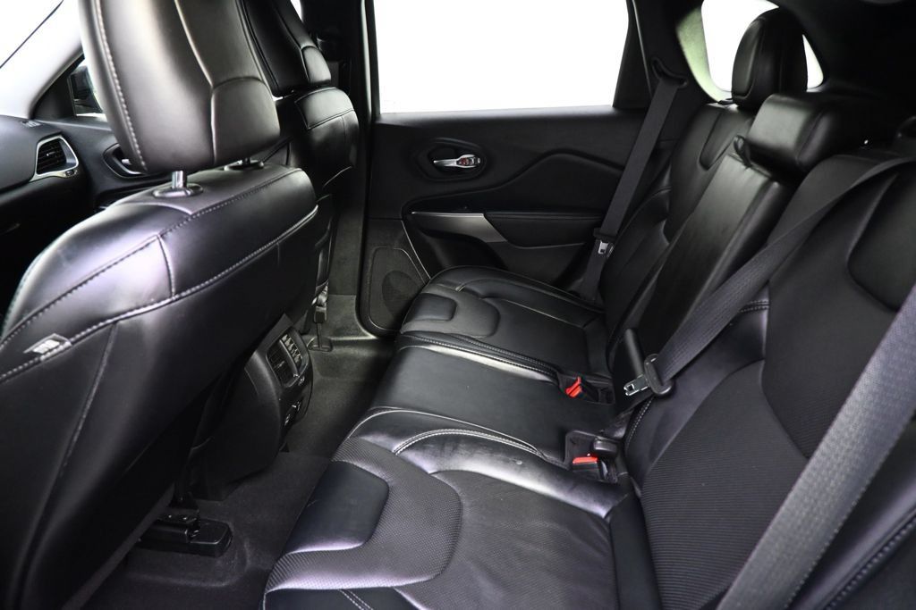 Used 2022 Jeep Cherokee Latitude Lux AWD/4WD image 21