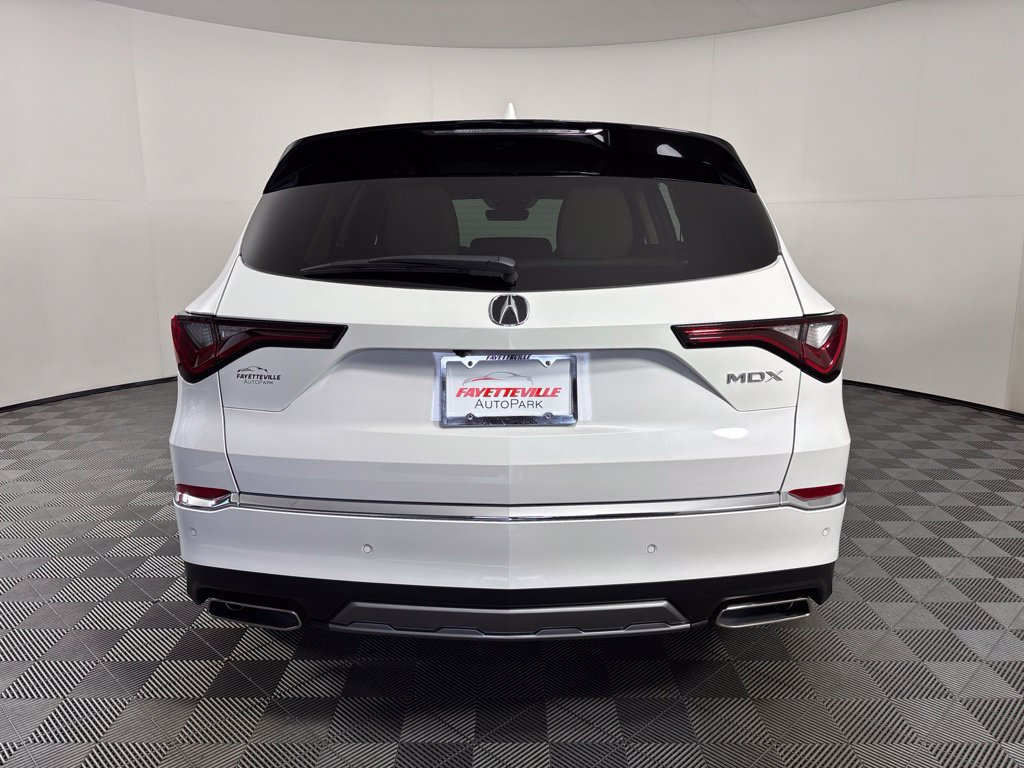 Certified 2026 Acura MDX w/ Technology Package FWD image 9