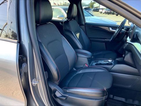 Used 2024 Ford Escape ST-Line w/ Tech Pack #1 image 9