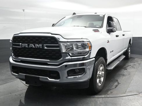 Used 2024 RAM 3500 Big Horn image 6