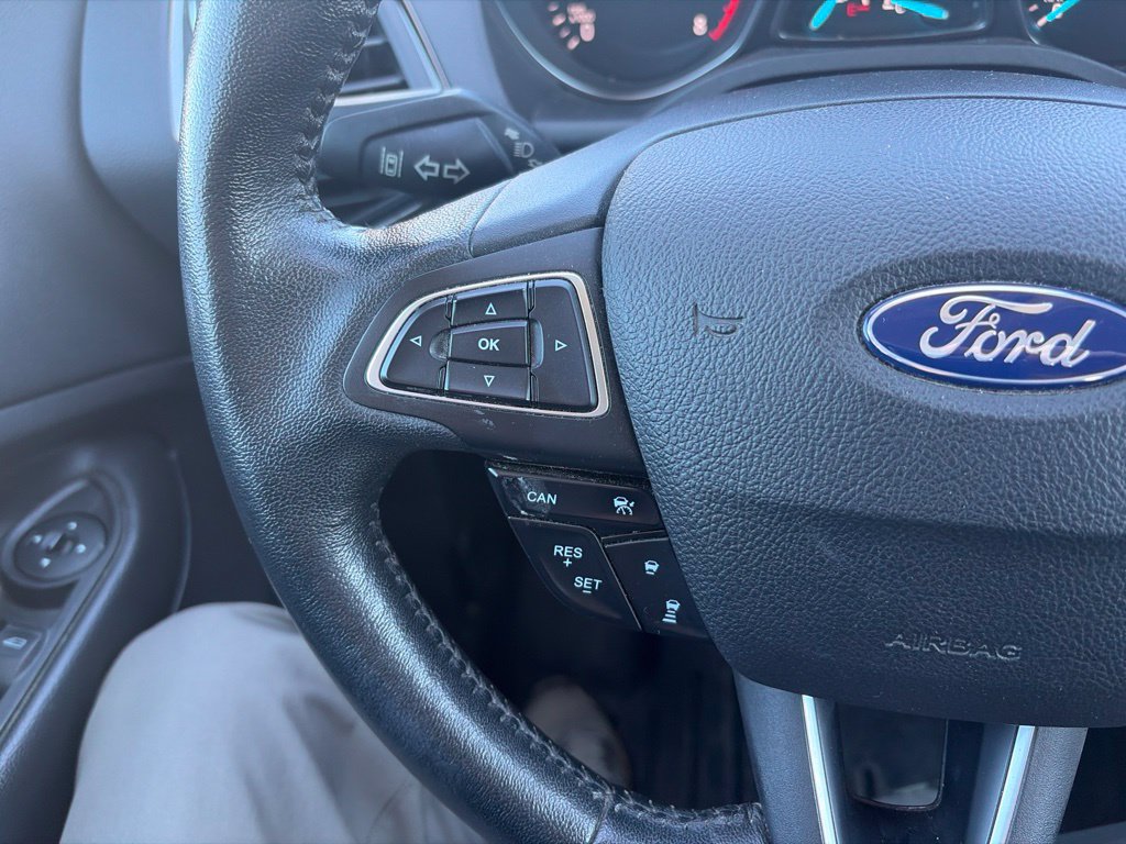 Used 2018 Ford Escape SEL w/ Ford Safe & Smart Package AWD/4WD image 10