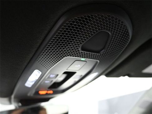 New 2025 Porsche Cayenne Turbo image 22