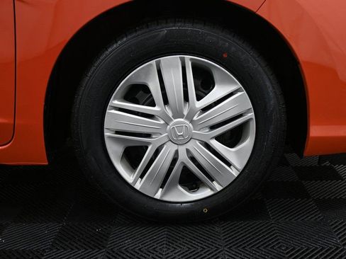 Used 2018 Honda Fit LX image 36