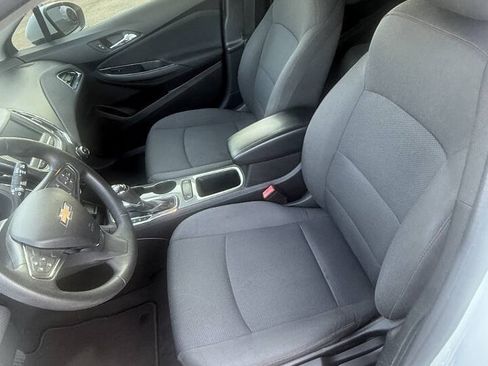Used 2019 Chevrolet Cruze LS w/ LS Convenience Package FWD image 7